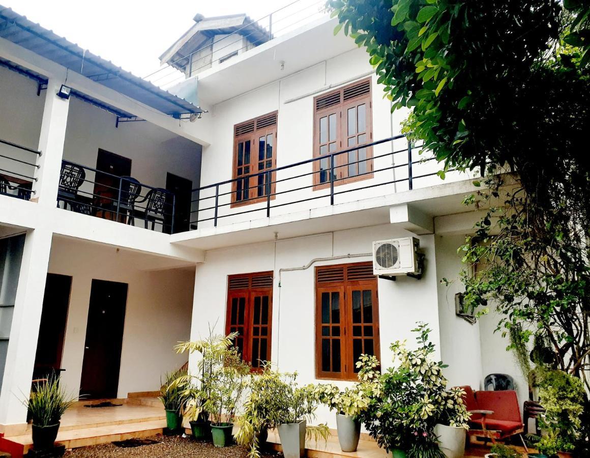 Emarald Holiday Homes Anuradhapura Eksteriør billede