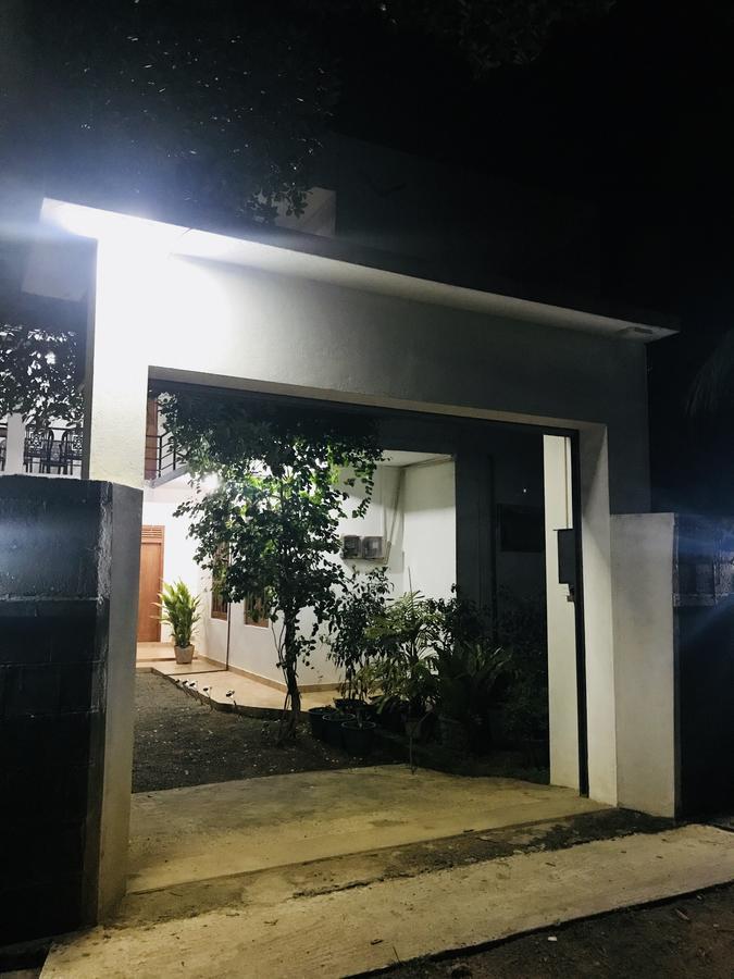 Emarald Holiday Homes Anuradhapura Eksteriør billede